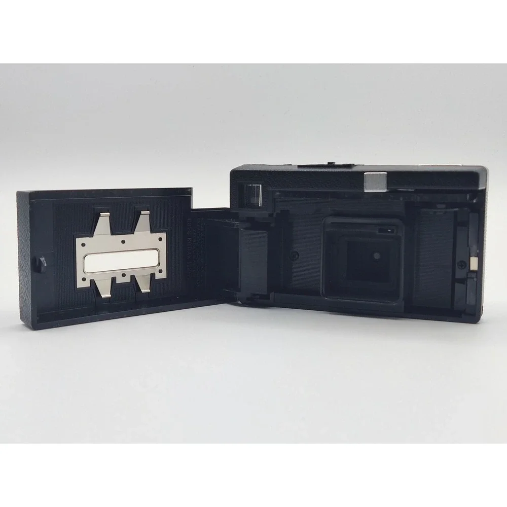 Vintage‎ Kodak Instamatic X-15 Point & Shoot 126 Film Camera
